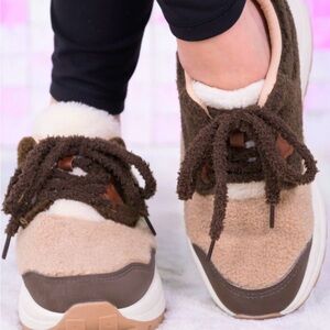 Ccocci Cozy Brown and Cream Shoes